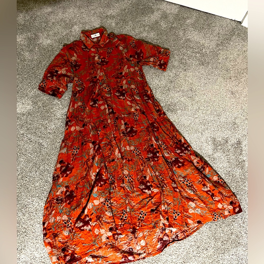 Natural Life empire waist midi dress with flowers size medium